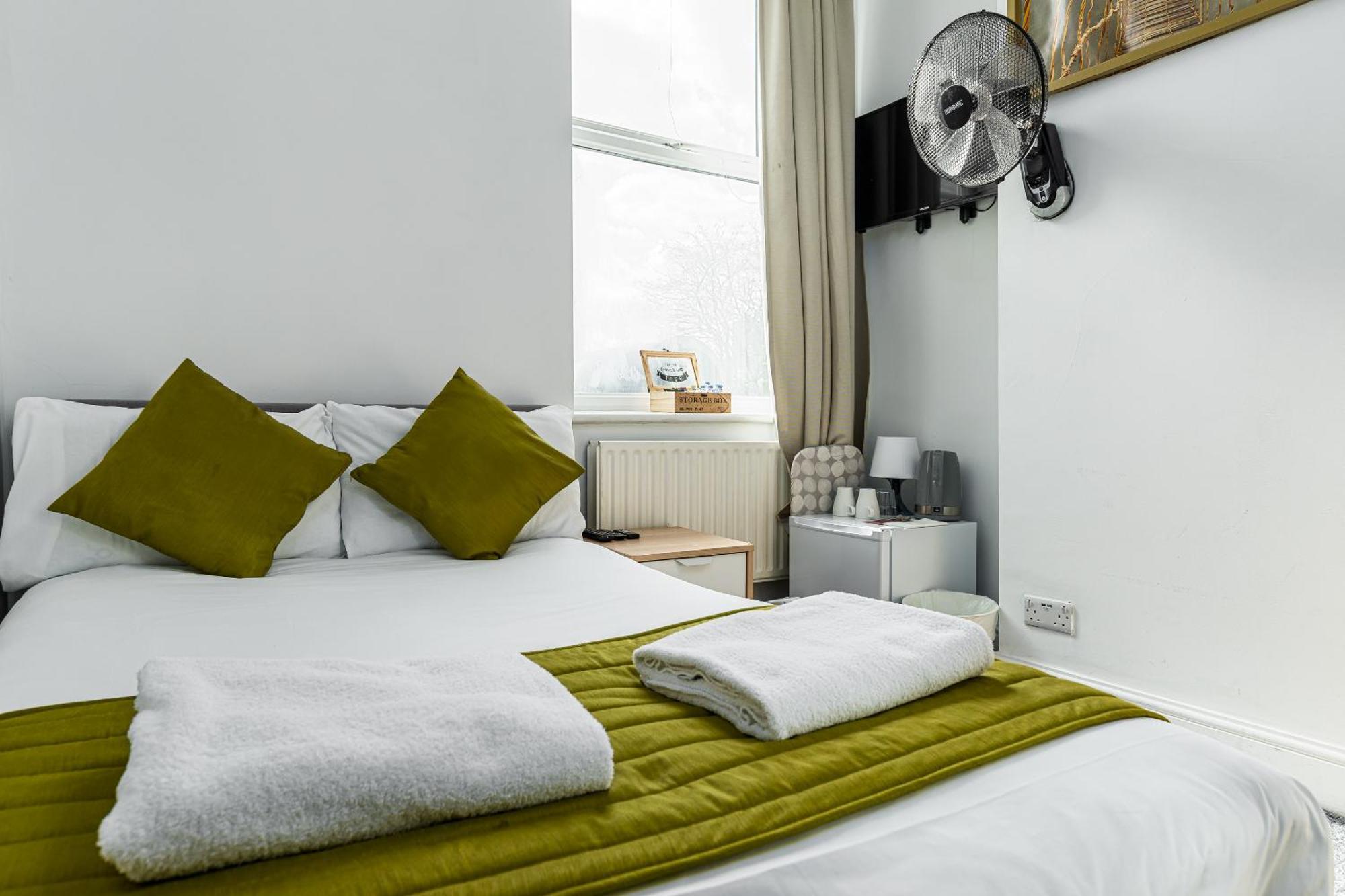 Vilenza Hotel London Exterior photo